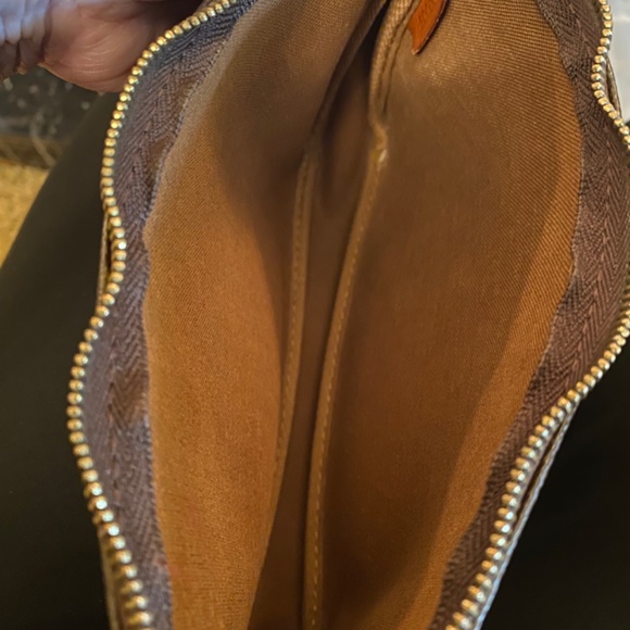 LOUIS VUITTON MONOGRAM POUCHETTE ACCESSOIRES - Picture 10 of 11